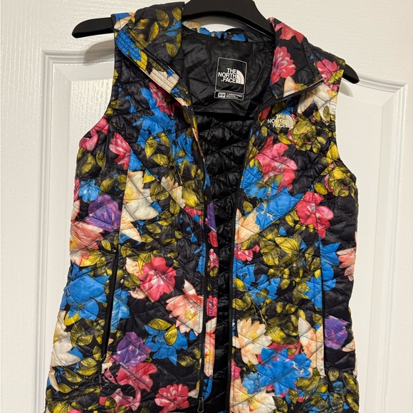 The North Face Jackets & Blazers - The North Face Women's Floral Vest - Black, Blue, Pink size medium